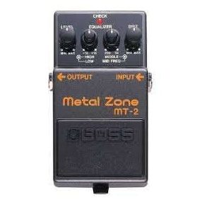 BOSS MT-2 effekt pedál